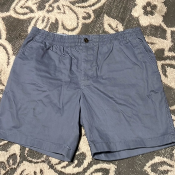 Tommy hillfiger elastic waistband button and zipper shorts. New. Size large - Picture 1 of 4